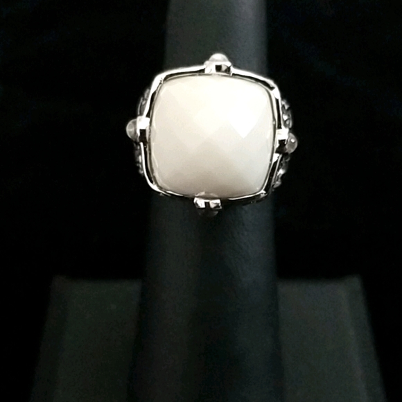 Ring - Picture 1 of 4